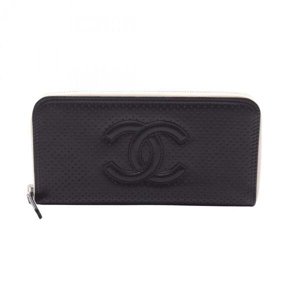 CHANEL Black Leather Logo Wallet
